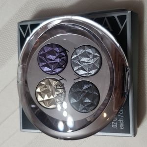 Mary Kay Pure Dimensions Eye Palette in Paris Starlight